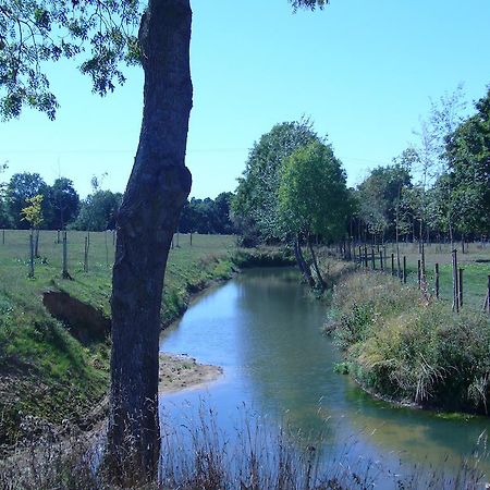 Ferme De Dauval Bed & Breakfast Mandeville-en-Bessin Екстериор снимка