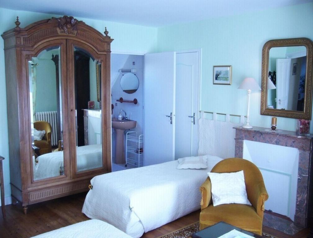 Ferme De Dauval Bed & Breakfast Mandeville-en-Bessin Стая снимка